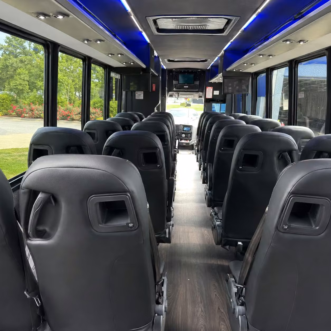auburn 28 passenger minibus rental