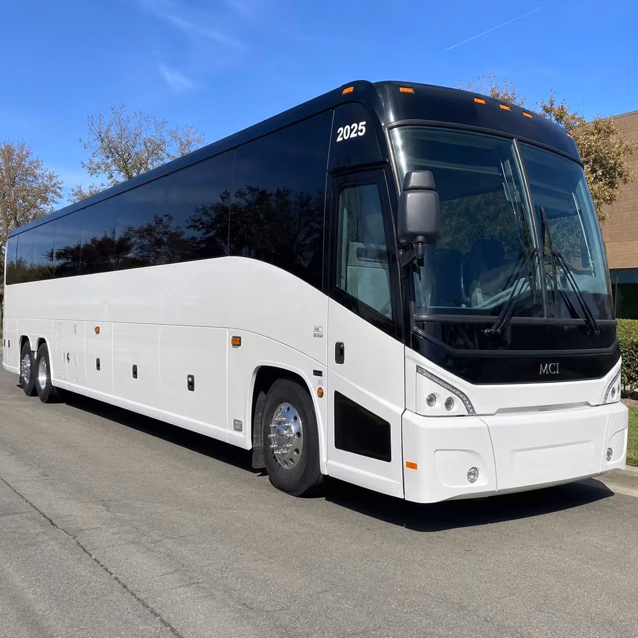 auburn employee shuttle services that keep your team moving every day