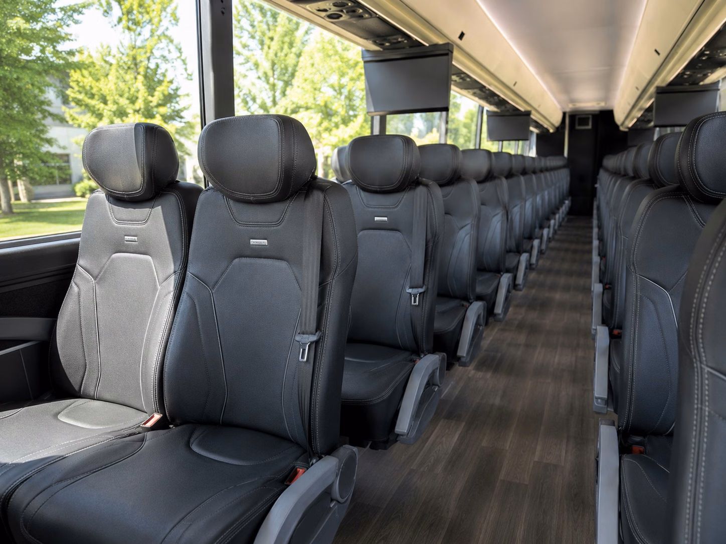 auburn wedding venues near the green river deserve transportation that matches the scenery