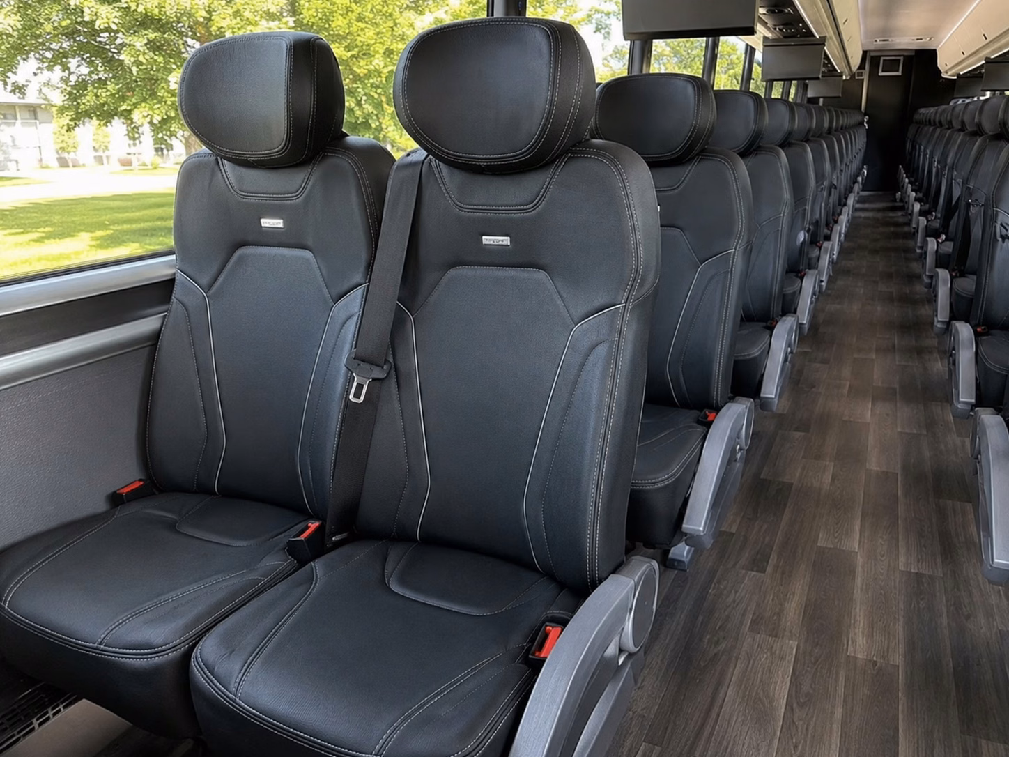 from ceremony to reception to late night sendoff auburn wedding transportation that covers every leg
