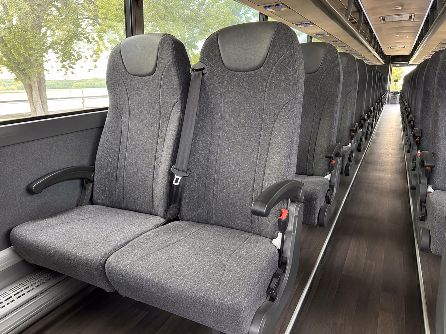 how bus type and size change charter bus prices in auburn washington
