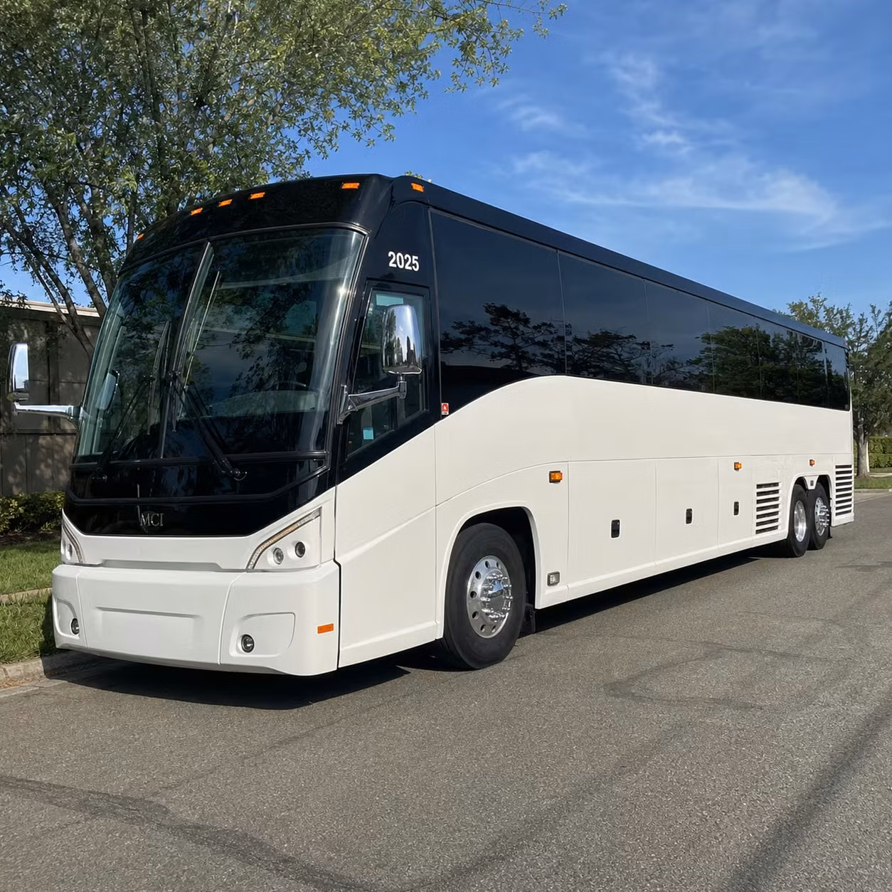 long distance school trip and student group bus rentals from auburn